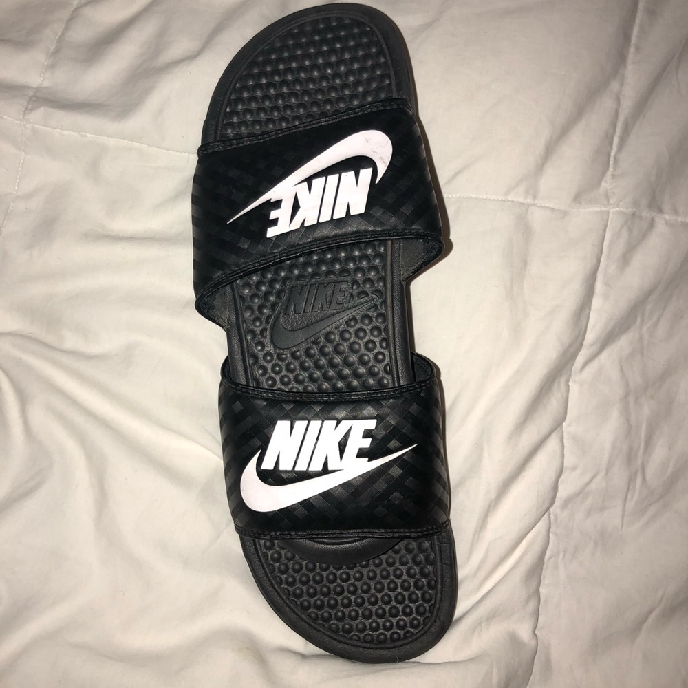 nike slippers